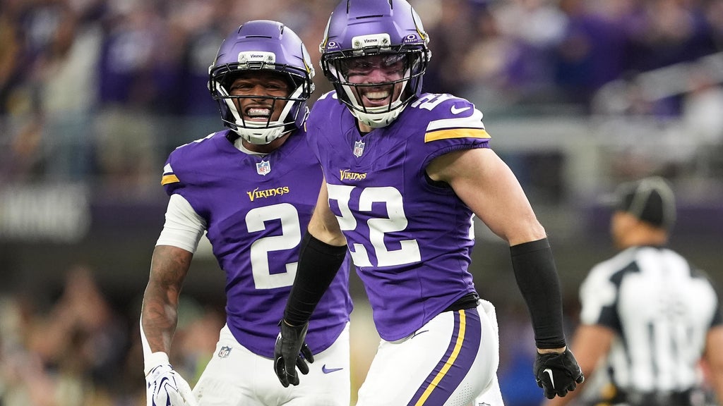 Vikings defense clamps down on Daniel Jones and the Colts for a 16-10 victory to stay undefeated — WCCO / CBS Minnesota, Amsterdam Arts news