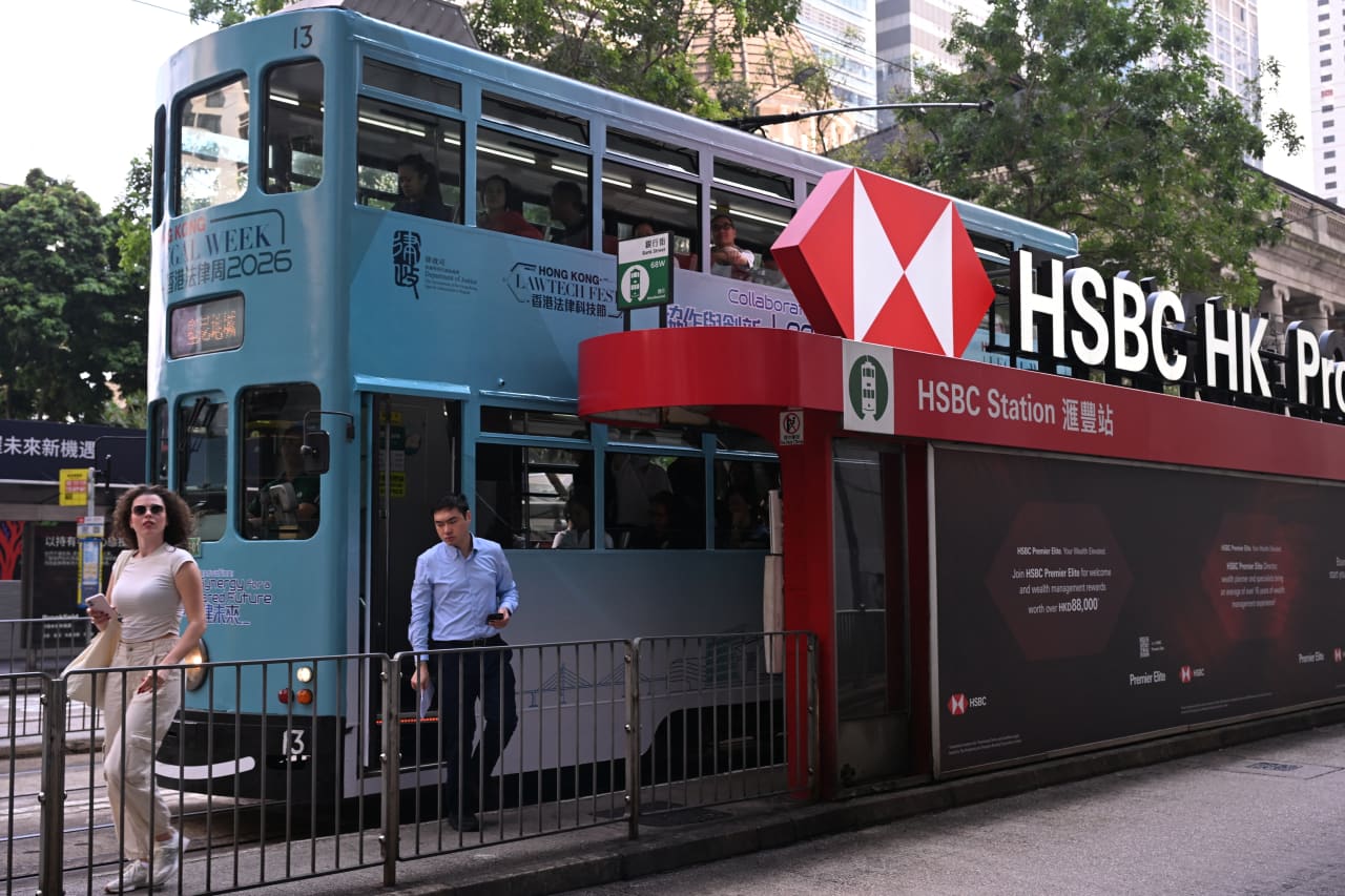 Customers are chasing higher-rate products, and that’s bad news for banks like HSBC — Amsterdam Business news