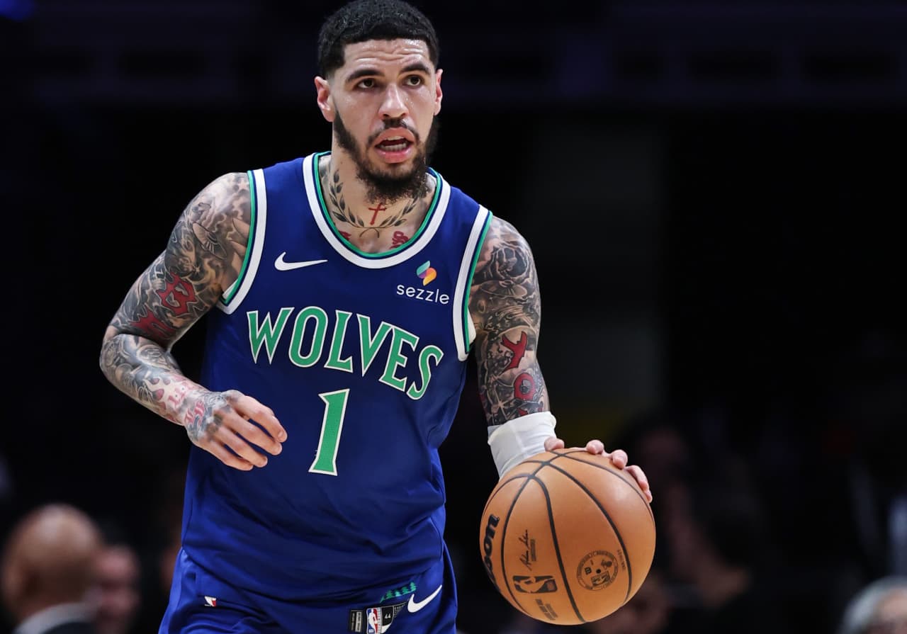 NBA star LaMelo Ball is selling his $2.6 million luxury condo in Charlotte after leaving the Hornets — Amsterdam Real Estate news