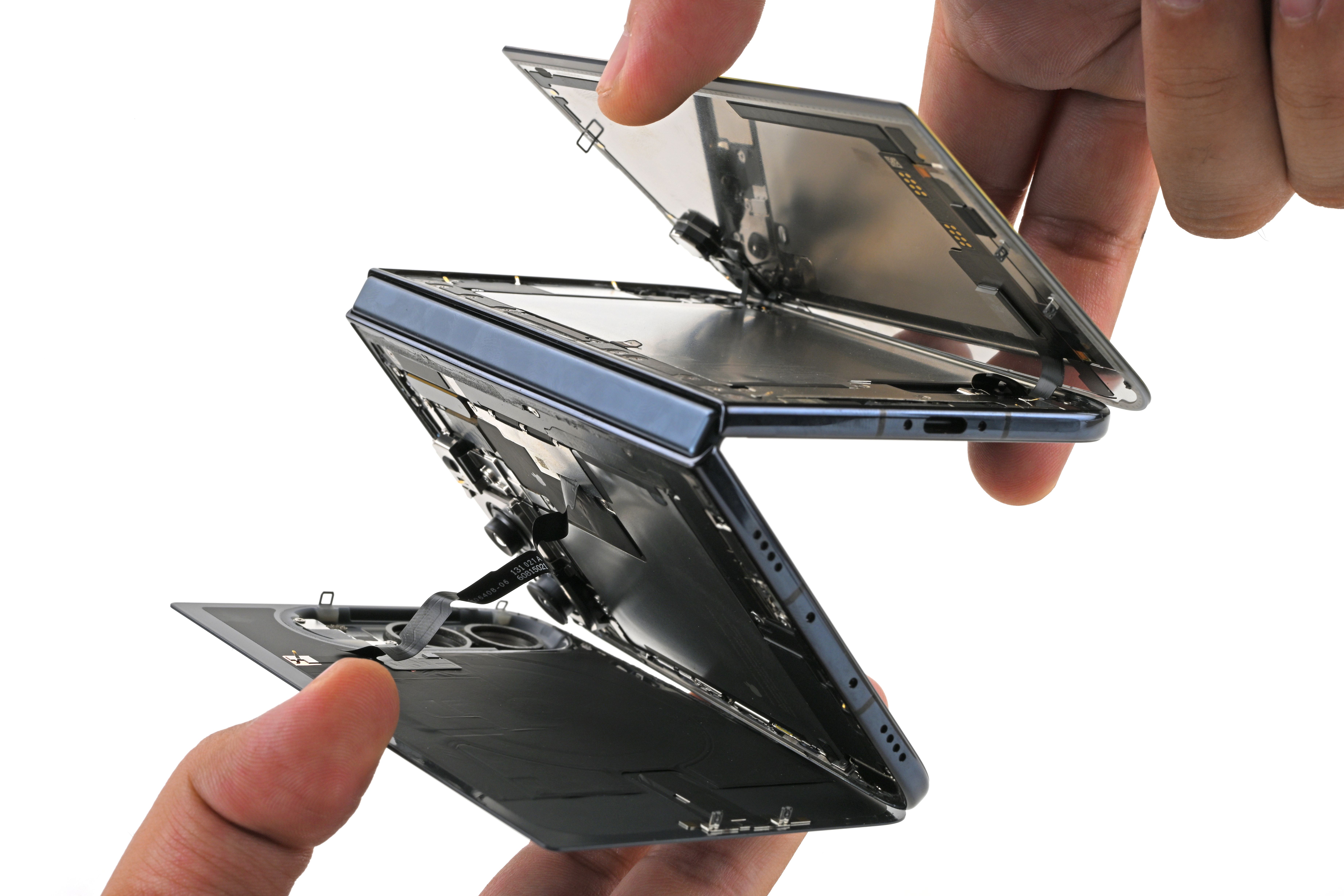 Some iPhone Duo Models Are Breaking. iFixit’s Teardown Might Explain Why — Wired, Amsterdam Business news